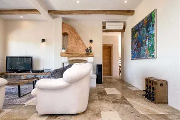 Modern Villa Retreat with Heated Pool in Hvar