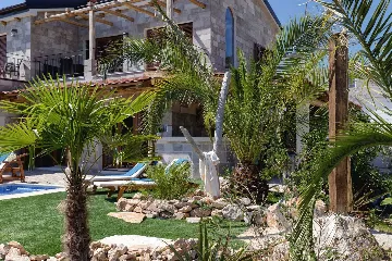 Modern Villa Retreat with Heated Pool in Hvar