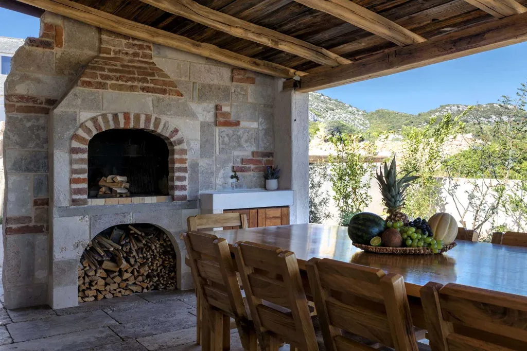 Modern Villa Retreat with Heated Pool in Hvar