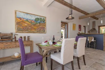 Modern Seaside Villa with Pool in Hvar