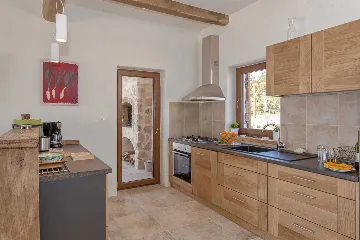 Modern Seaside Villa with Pool in Hvar