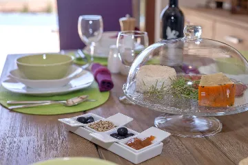 Modern Seaside Villa with Pool in Hvar