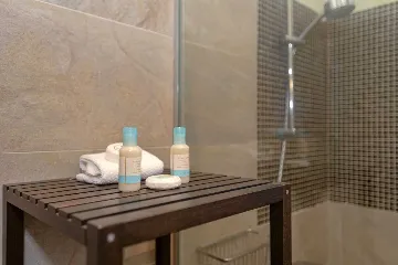 Modern Seaside Villa with Pool in Hvar