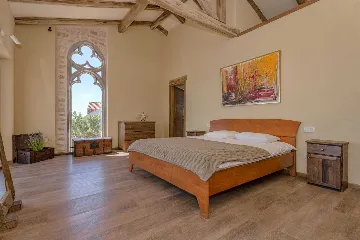 Modern Seaside Villa with Pool in Hvar