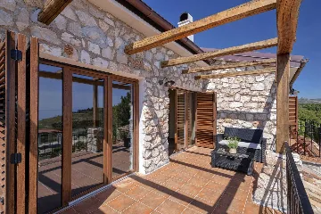 Modern Seaside Villa with Pool in Hvar