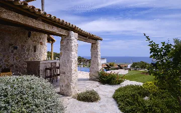 Modern Seaside Villa with Pool in Hvar
