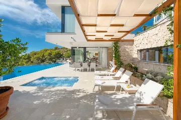 Contemporary Villa with Infinity Pool in Hvar