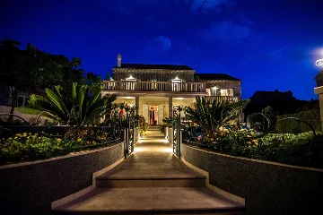 Spacious Seaside Villa with Pool in Lumbarda