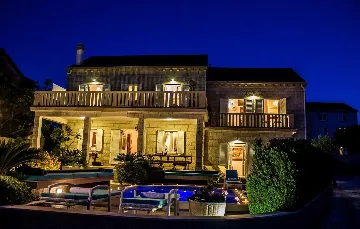 Spacious Seaside Villa with Pool in Lumbarda