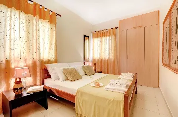 Spacious Seaside Villa with Pool in Lumbarda