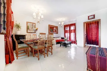 Spacious Seaside Villa with Pool in Lumbarda