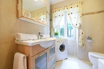 Spacious Seaside Villa with Pool in Lumbarda