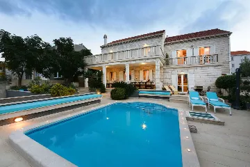 Spacious Seaside Villa with Pool in Lumbarda