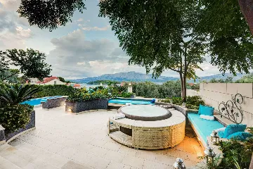 Spacious Seaside Villa with Pool in Lumbarda