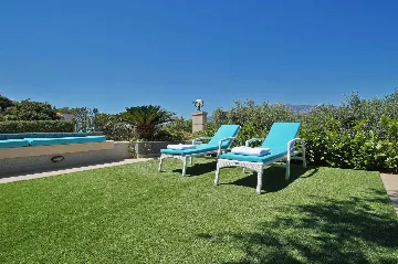 Spacious Seaside Villa with Pool in Lumbarda