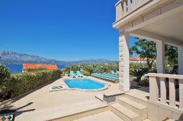Spacious Seaside Villa with Pool in Lumbarda