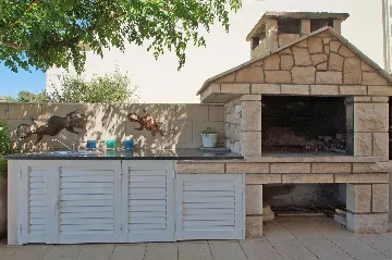 Spacious Seaside Villa with Pool in Lumbarda