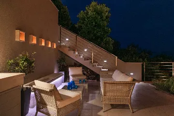 Contemporary Seaside Villa with Heated Pool Žrnovo