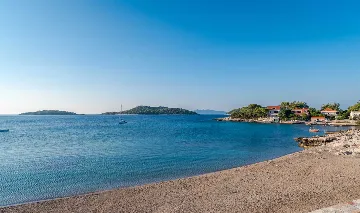Seaside Villa with Heated Pool in Prižba
