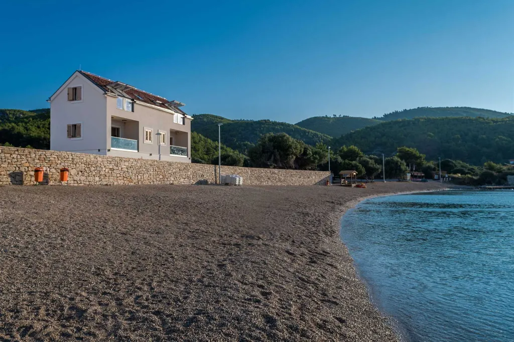 Seaside Villa with Heated Pool in Prižba