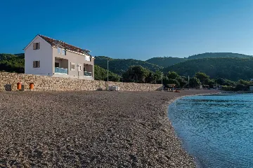Seaside Villa with Heated Pool in Prižba