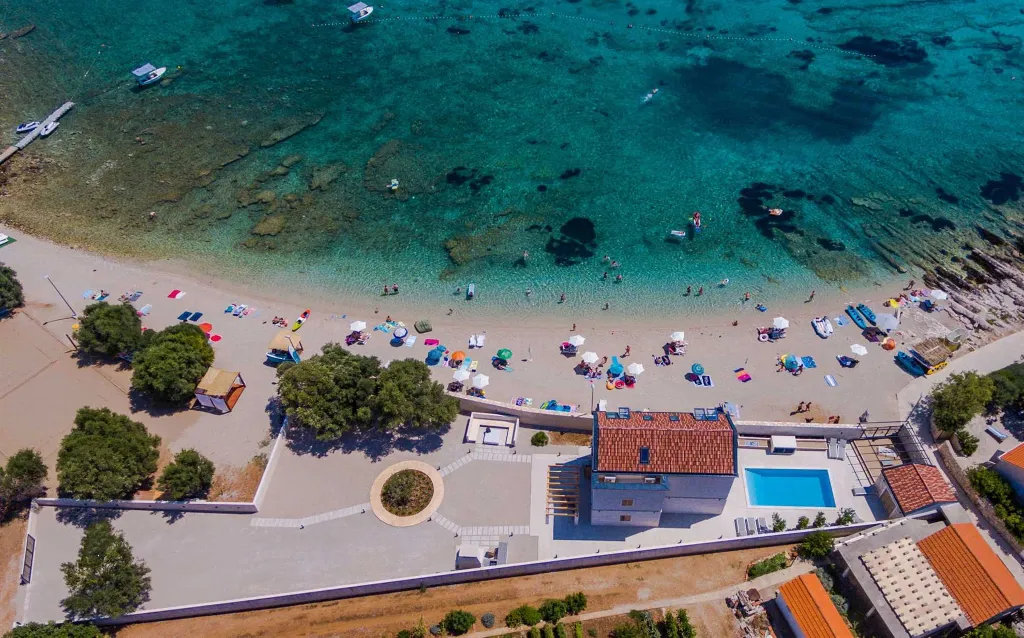 Seaside Villa with Heated Pool in Prižba