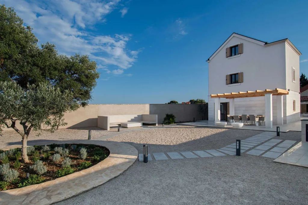 Seaside Villa with Heated Pool in Prižba