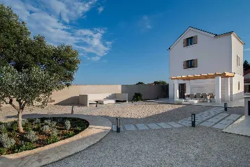 Seaside Villa with Heated Pool in Prižba