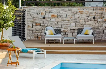 Seaside Villa with Heated Pool in Prižba