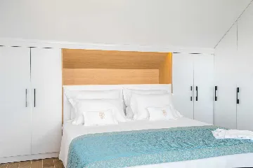 Seaside Villa with Heated Pool in Prižba