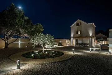 Seaside Villa with Heated Pool in Prižba