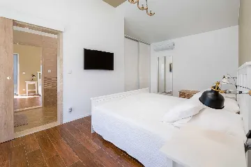 Modern Villa with Pool and Sauna in Bol