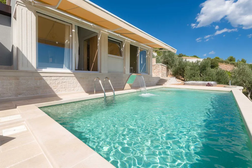 Modern Villa with Pool and Sauna in Bol