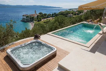 Modern Villa with Pool and Sauna in Bol