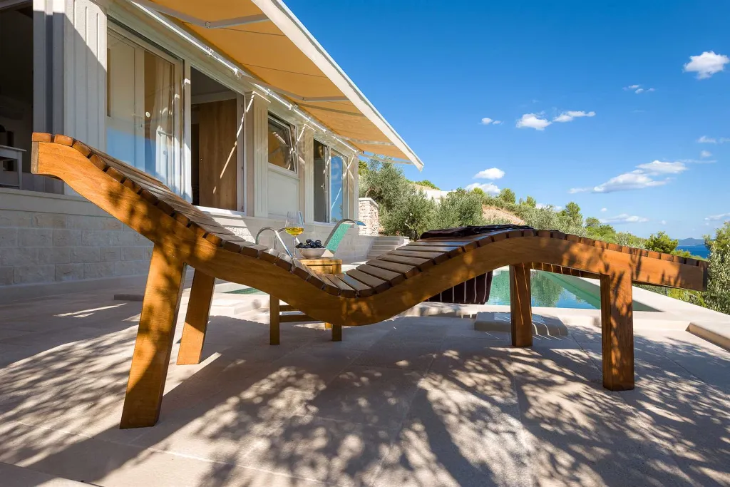 Modern Villa with Pool and Sauna in Bol