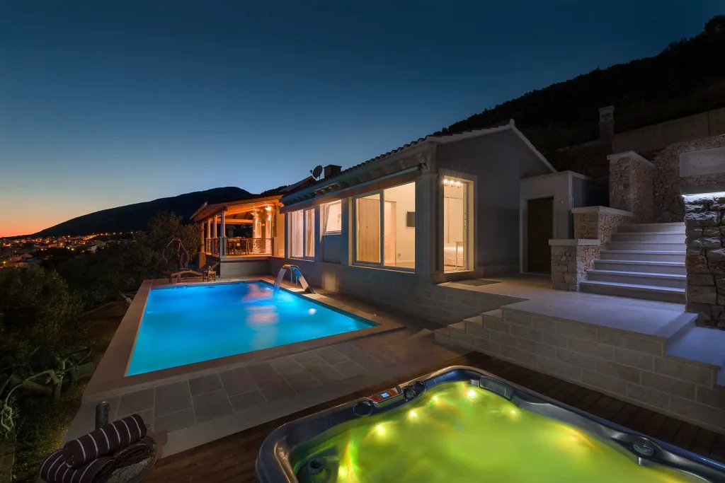 Modern Villa with Pool and Sauna in Bol