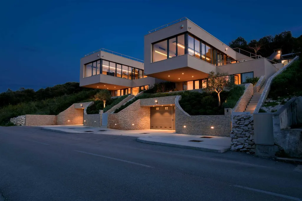 Modern Seaside Villa with Pool Žrnovo