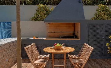 Modern Seaside Villa with Pool Žrnovo