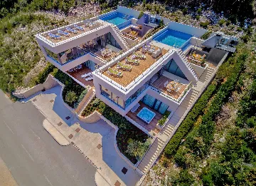 Modern Seaside Villa with Pool Žrnovo