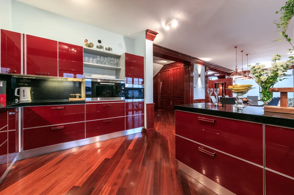 Seafront Family Apartment with Terrace, Vis