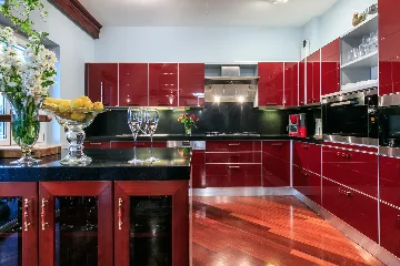 Seafront Family Apartment with Terrace, Vis