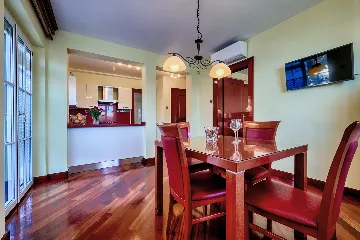 Seaview Retreat Apartment for Two in Vis