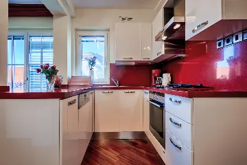 Seaview Retreat Apartment for Two in Vis