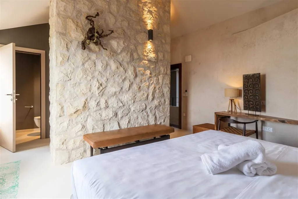 Private 9-Bedroom Villa with Pool near Dubrovnik