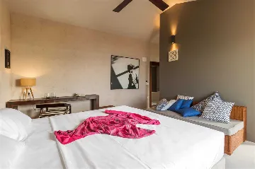 Private 9-Bedroom Villa with Pool near Dubrovnik