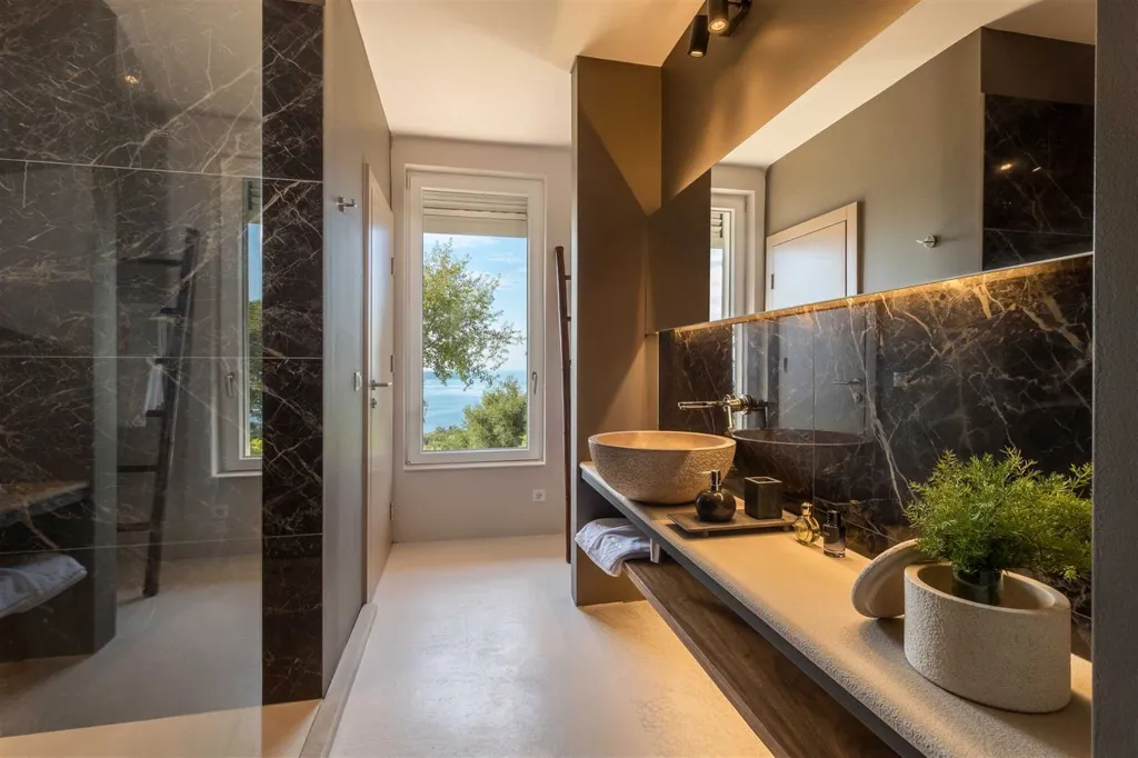 Private 9-Bedroom Villa with Pool near Dubrovnik