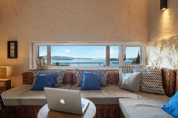 Private 9-Bedroom Villa with Pool near Dubrovnik