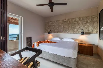 Private 9-Bedroom Villa with Pool near Dubrovnik