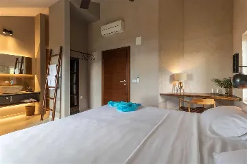 Private 9-Bedroom Villa with Pool near Dubrovnik