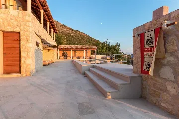 Private 9-Bedroom Villa with Pool near Dubrovnik
